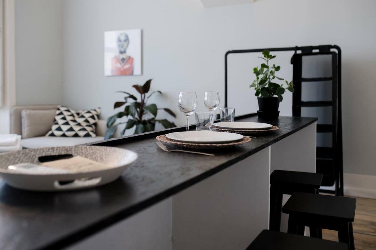 Baixa24 •P2R• Bright Apt In Vibrant Downtown Порто Екстериор снимка